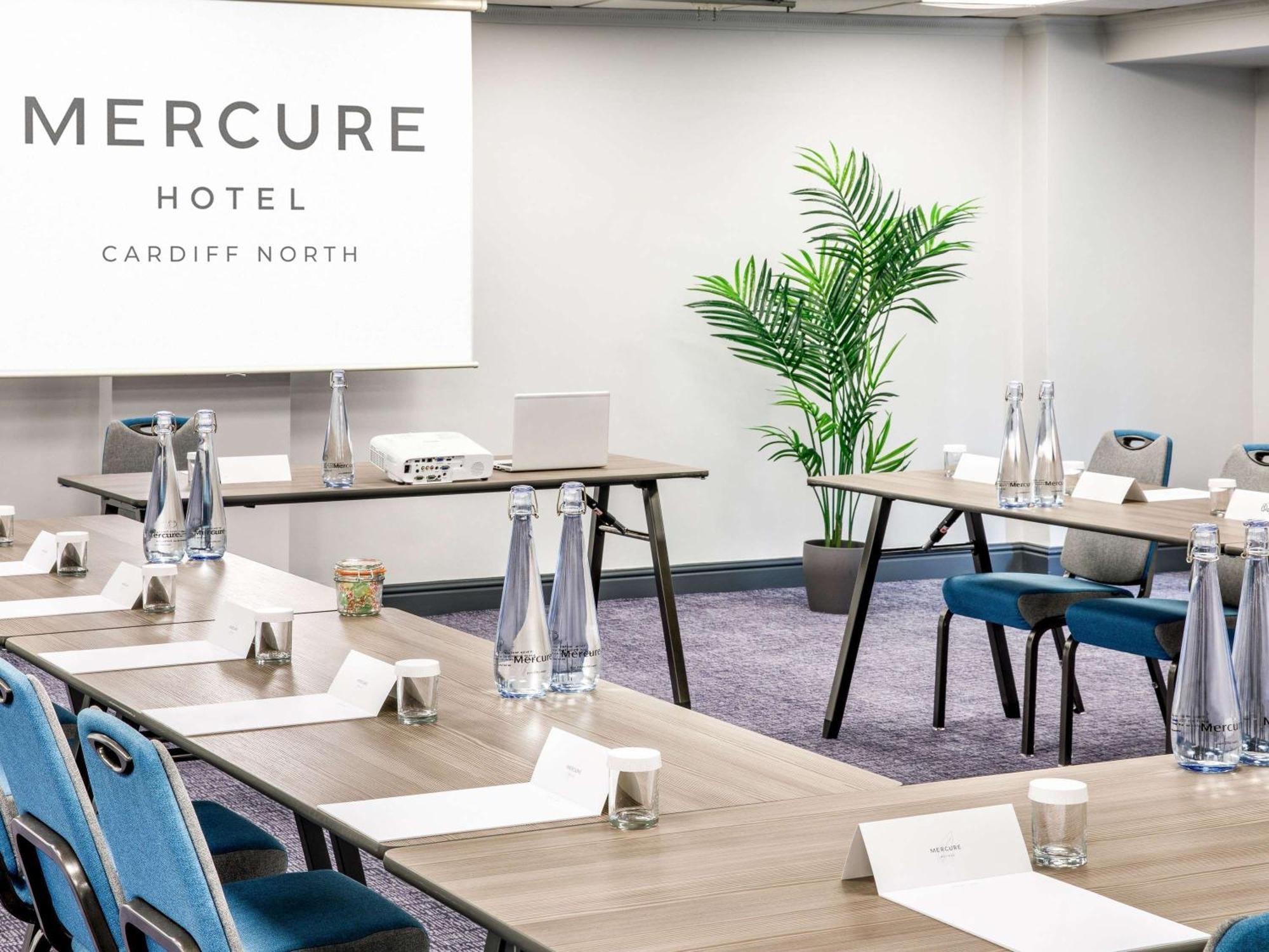 Mercure Cardiff North Hotel Exteriér fotografie