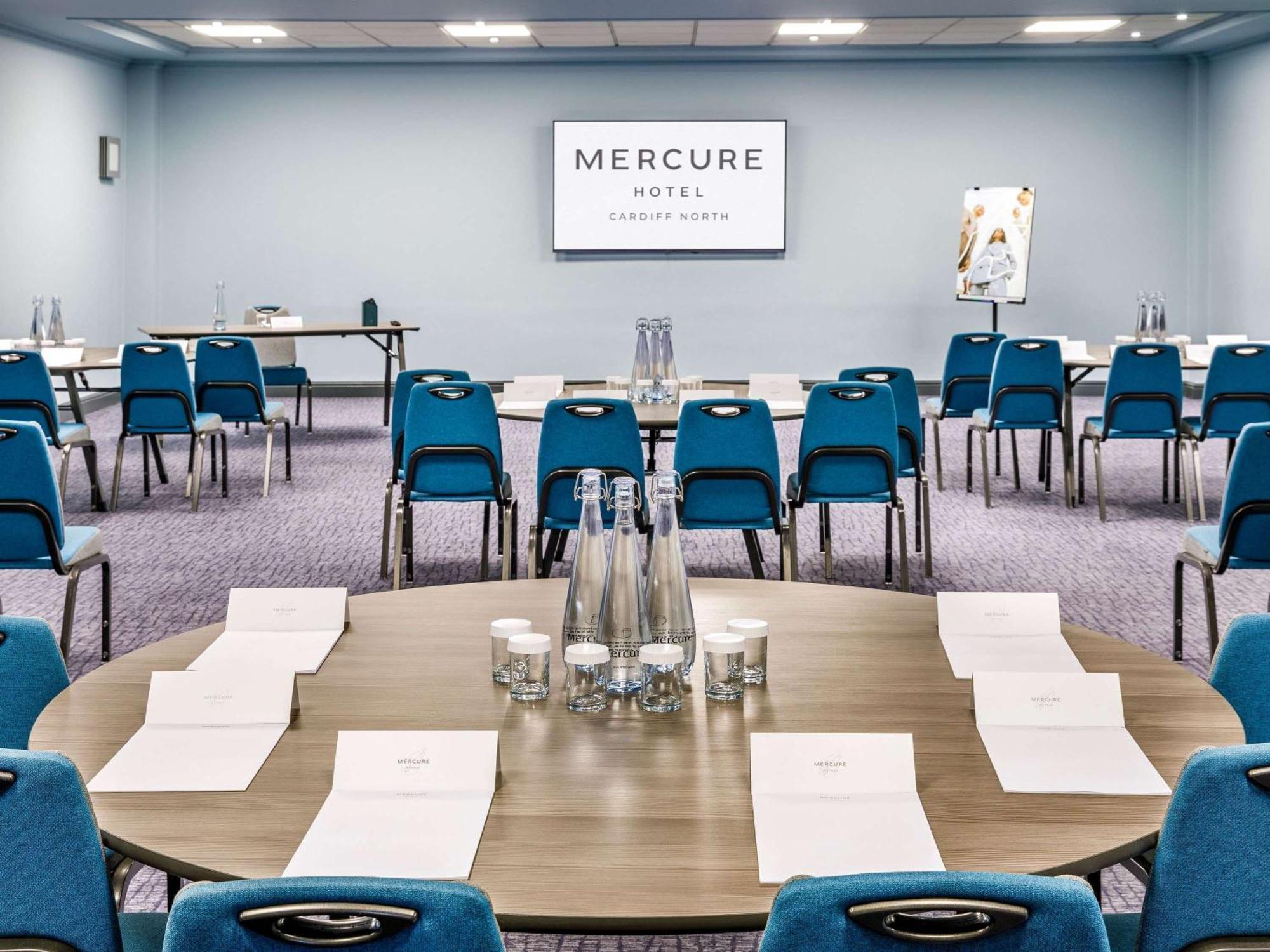 Mercure Cardiff North Hotel Exteriér fotografie