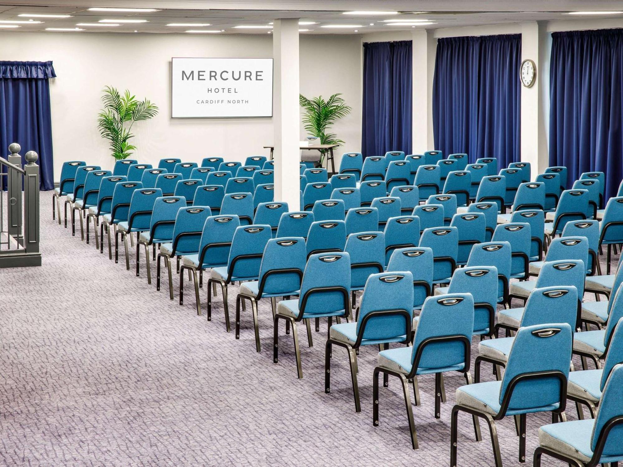 Mercure Cardiff North Hotel Exteriér fotografie
